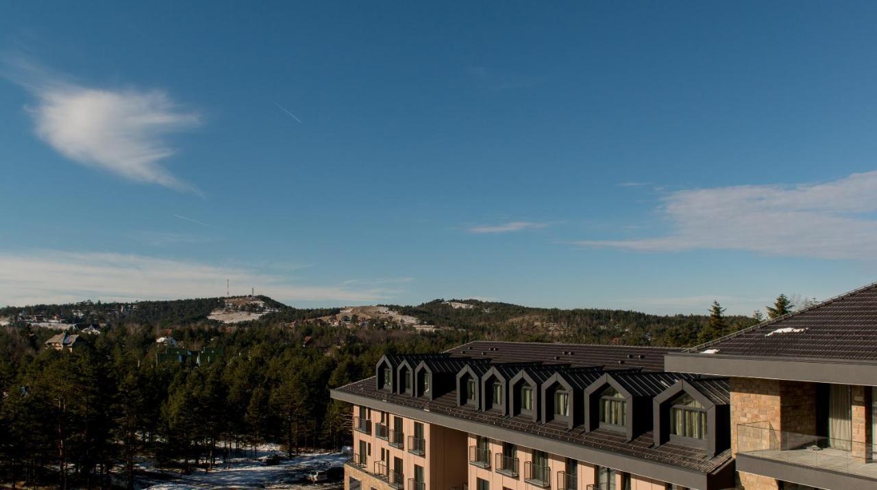 Hotel Crni Vrh Divčibare Exteriör bild
